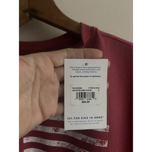Life Is Good Shirt Mens Small Red Short Sleeve American USA Flag Tee NEW - Picture 3 of 6